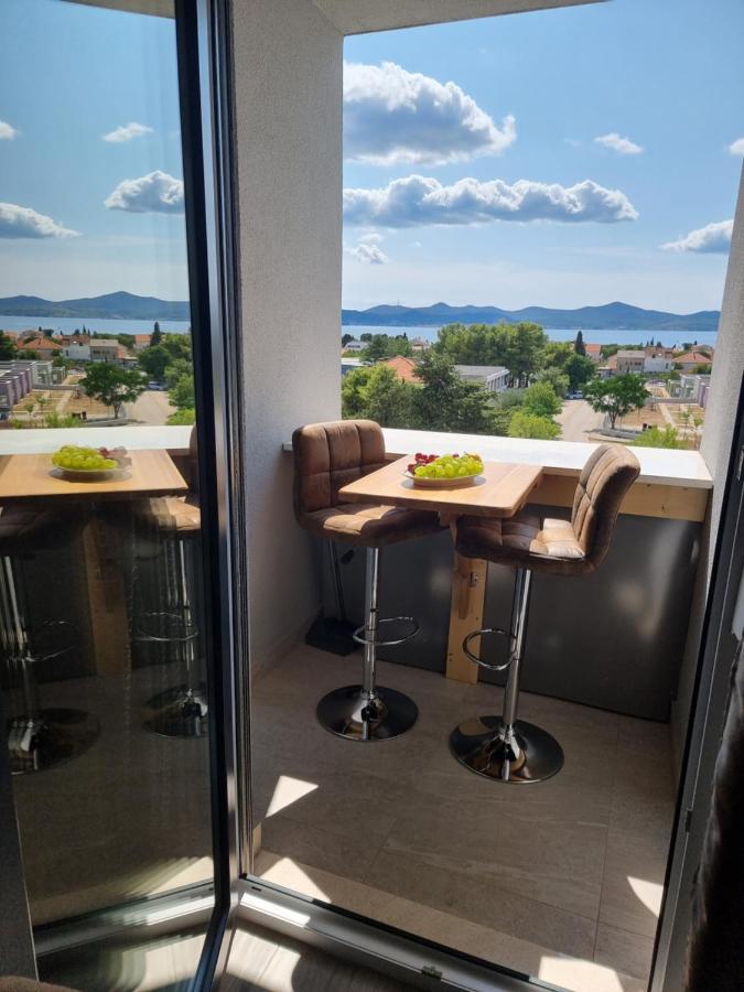 Booking Beautifull Studio Apartment Bell With Balcony And Sea View In Zara Esterno foto